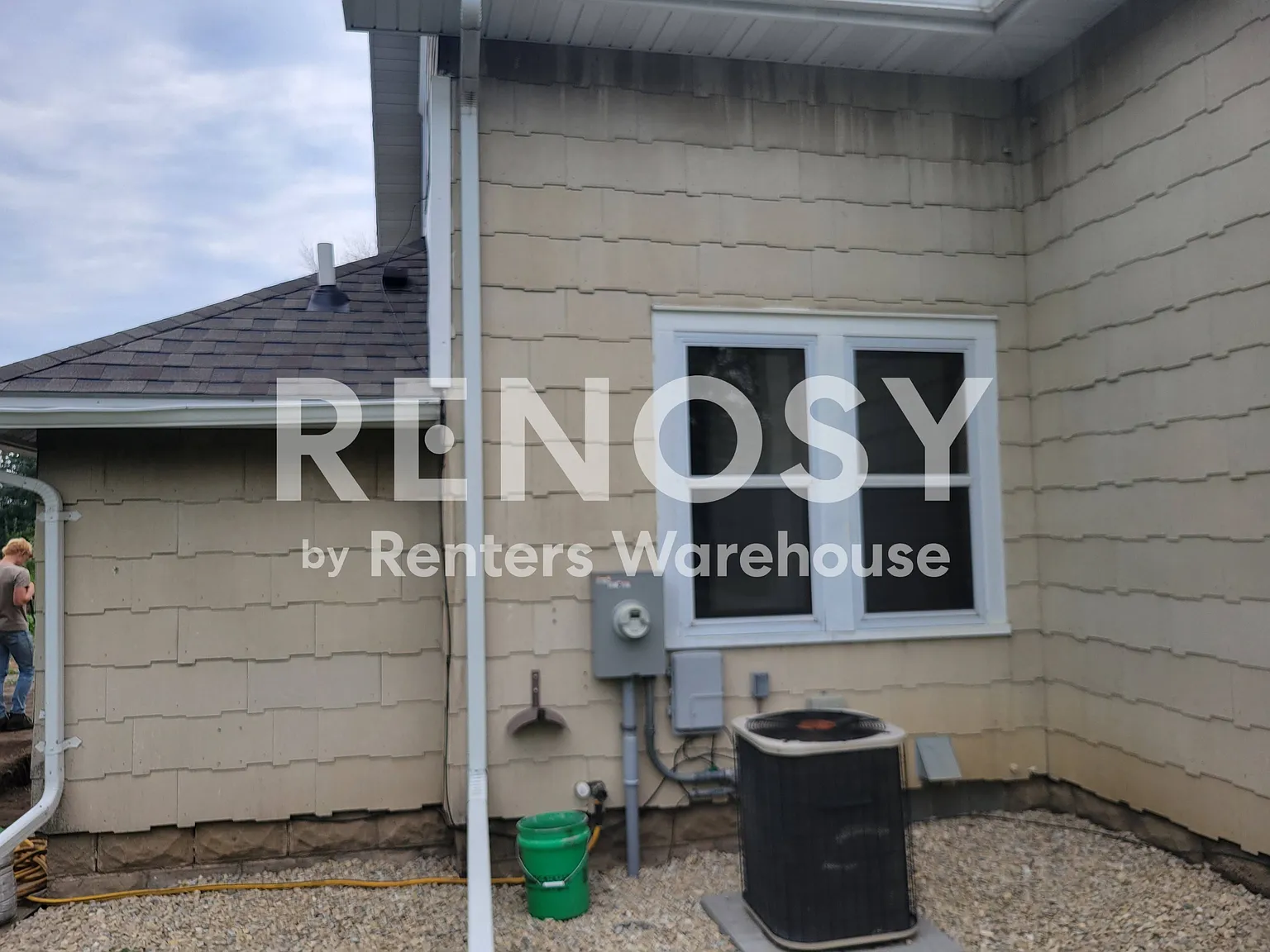 Available Now 4 Bdrm 2 Bath Home In Austin — Photo 4