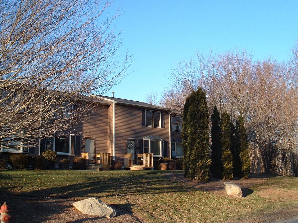 1st image of 64 Dawes St
