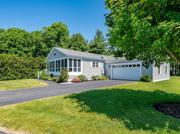 40 Aspen Way, North Hampton, NH 03862