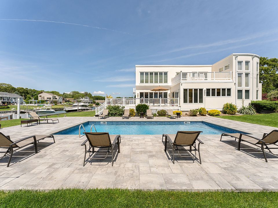 45 Romana Dr, Hampton Bays, NY 11946 Zillow