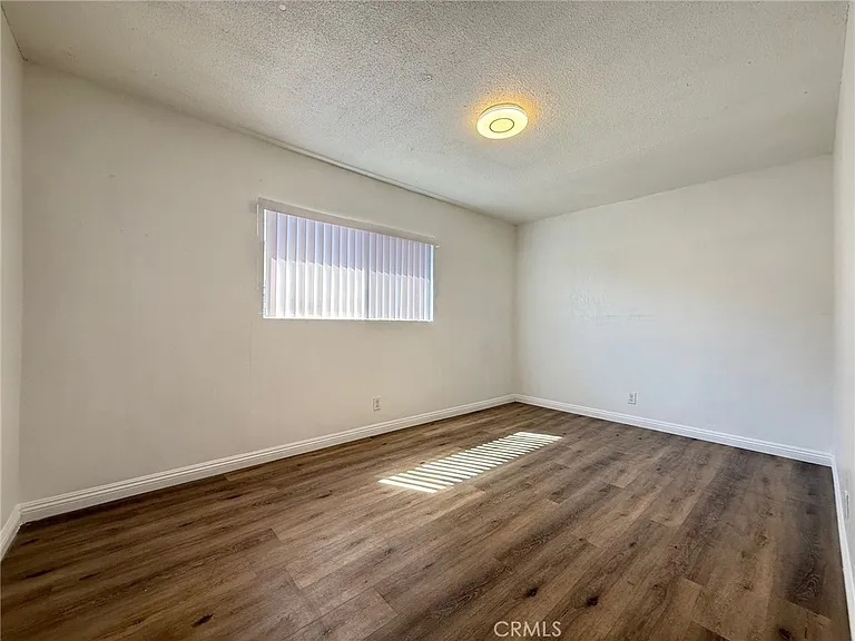5152 San Bernardino St — Photo 10