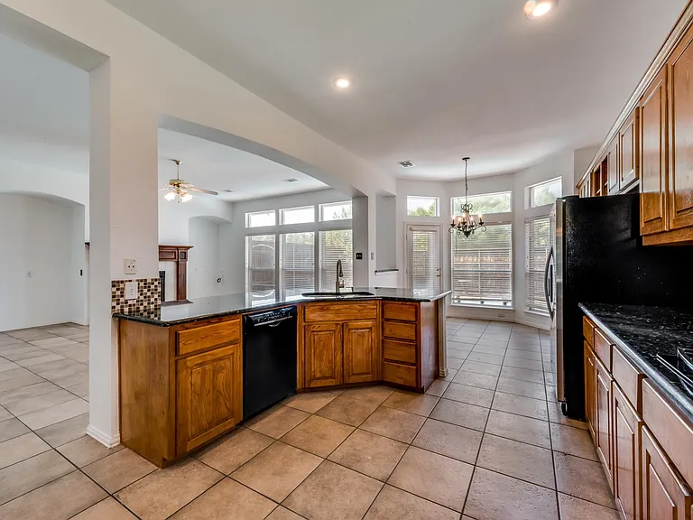 3105 Mill Ridge Dr — Photo 9