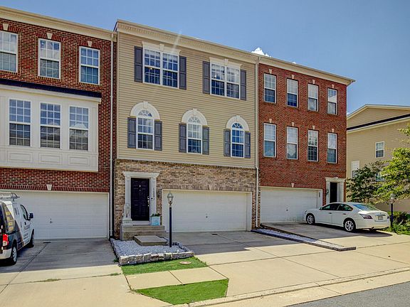 3rd image of 16003 Greymill Manor Dr