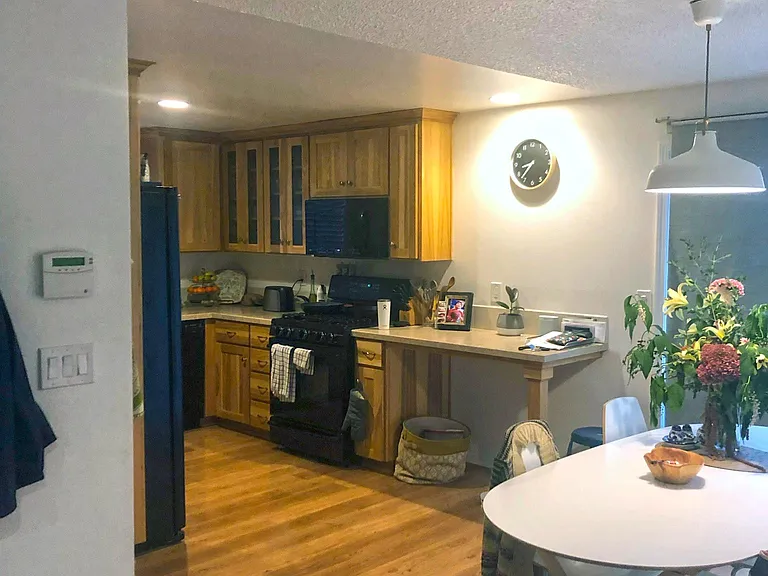 9710 SW 49th Ave — Photo 5