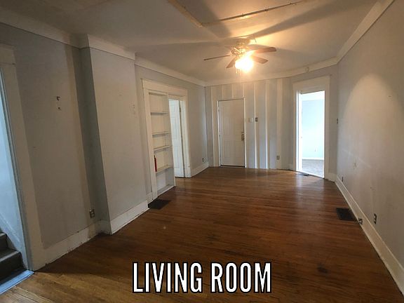 3rd image of 915 N Bowman Ave