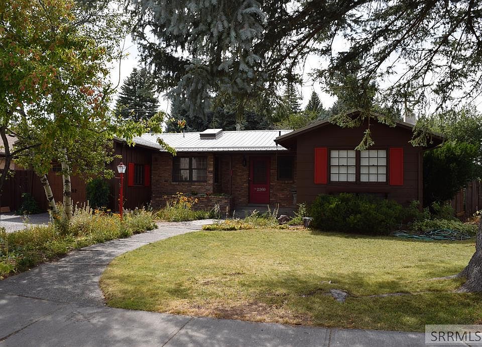 1st image of 2360 Santalema Dr