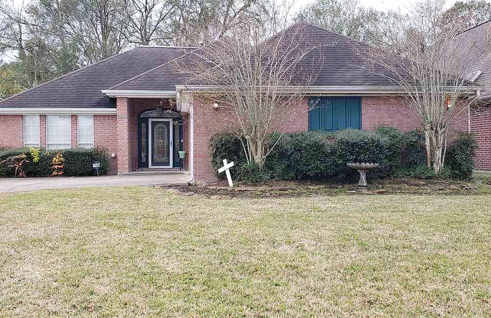 1st image of 3105 Pebble Beach Ln