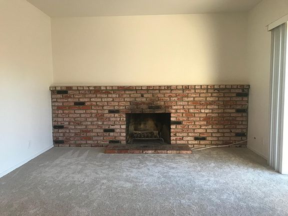 4th image of 943 Wren Dr