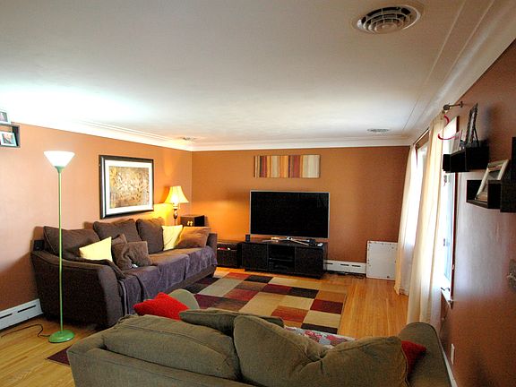 2nd image of 67 Jane Dr