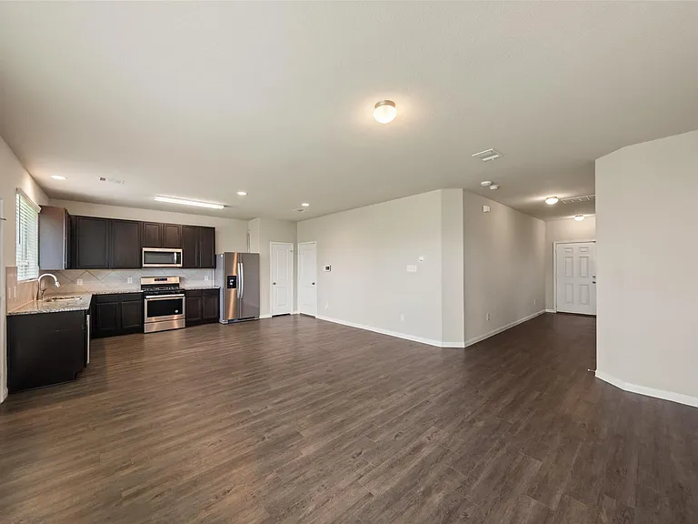 3580 Cannon Dr — Photo 4