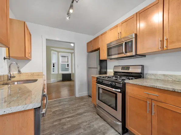 5 Murdock Ter, Brighton, MA 02135