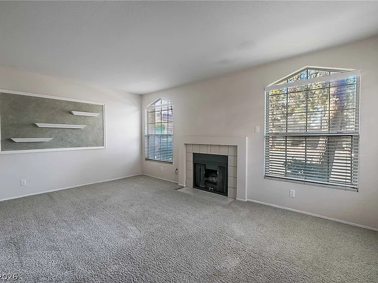 2815 Dawn Crossing Dr — Photo 5
