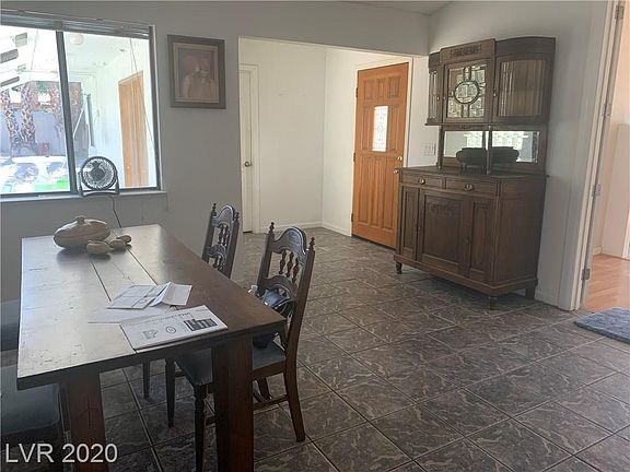3rd image of 4001 Tangerine Ct