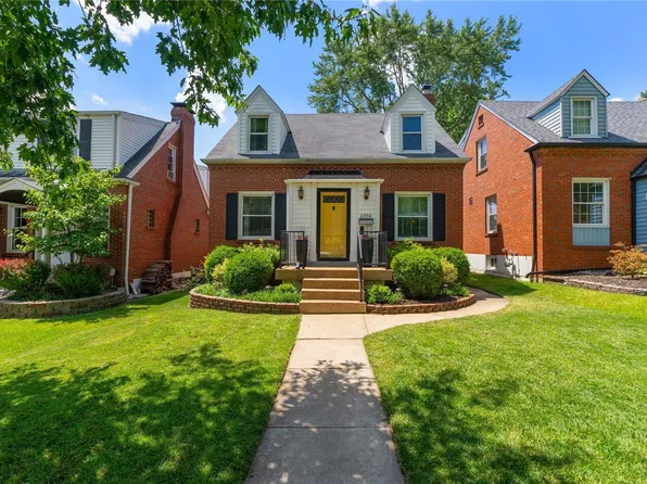 6556 Lindenwood Pl, Saint Louis, MO 63109