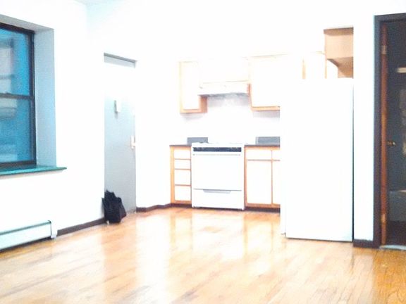 2nd image of 20 Orchard St APT 2F