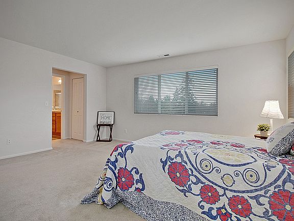 5th image of 8313 28th St NE