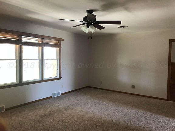 3rd image of 2541 Christine St