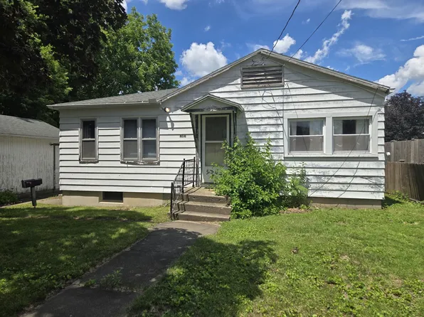 404 W Oregon St, Polo, IL 61064