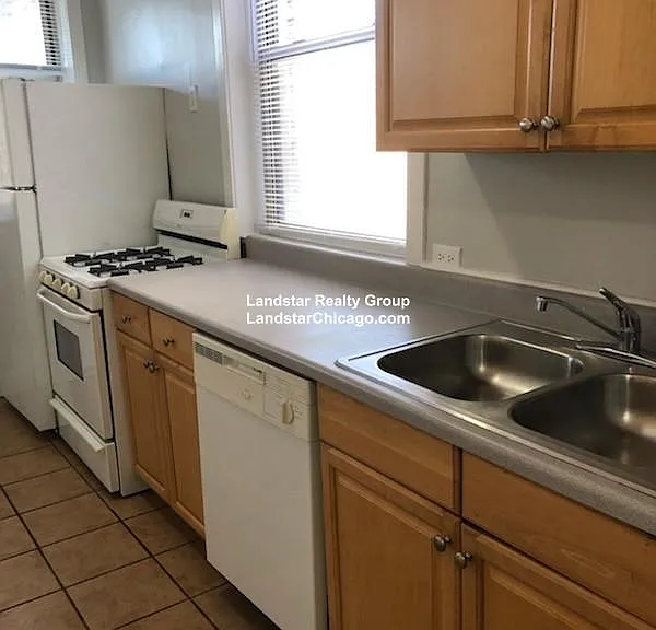 6744 N Lakewood Ave #3 — Photo 20