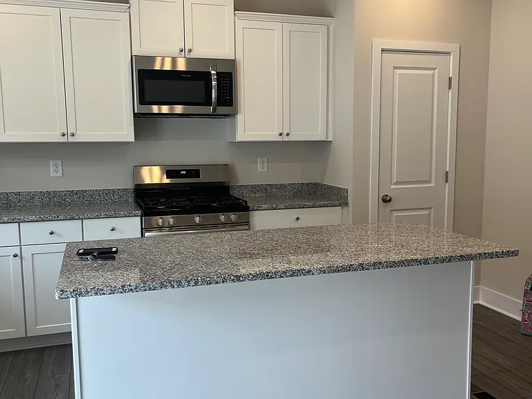 29362 Oxford Dr — Photo 29