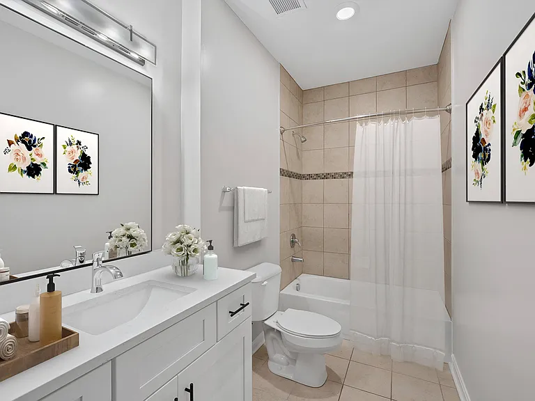 Monmouth Row Apartments — Photo 28