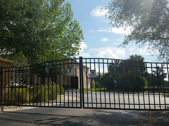 4th image of 5468 Paradise Cay Cir