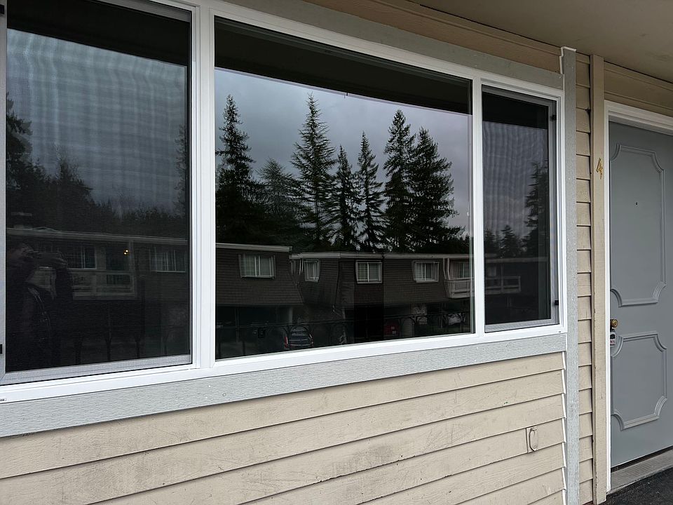 14525 NE 6th Pl Bellevue WA 98007 ACL Unit 4 14525 NE 6th Pl