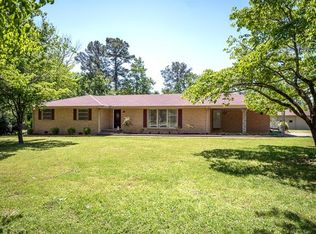 621 W Rasch Rd, Florence, AL 35633