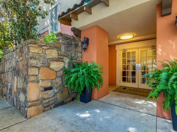 3818 Holland Ave APT 305, Dallas, TX 75219