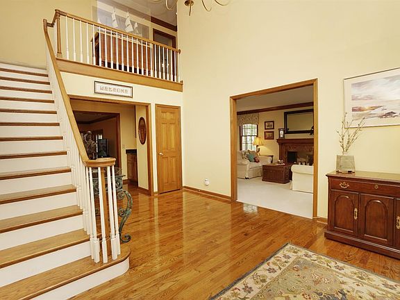 4th image of 10567 Tanagerhills Dr