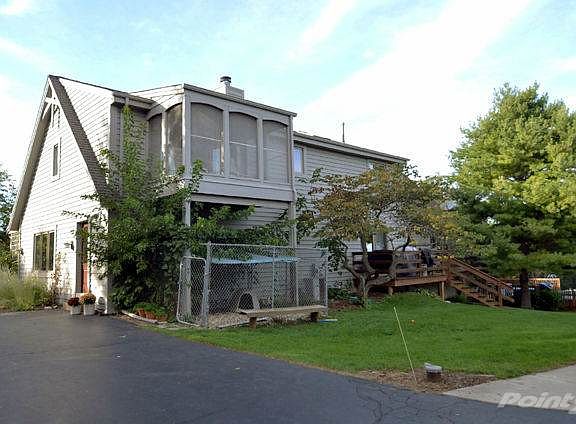 2 Screened Porch off of Master Bedroom