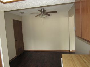 8707 NW 82nd Ter APT D, Kansas City, MO 64152