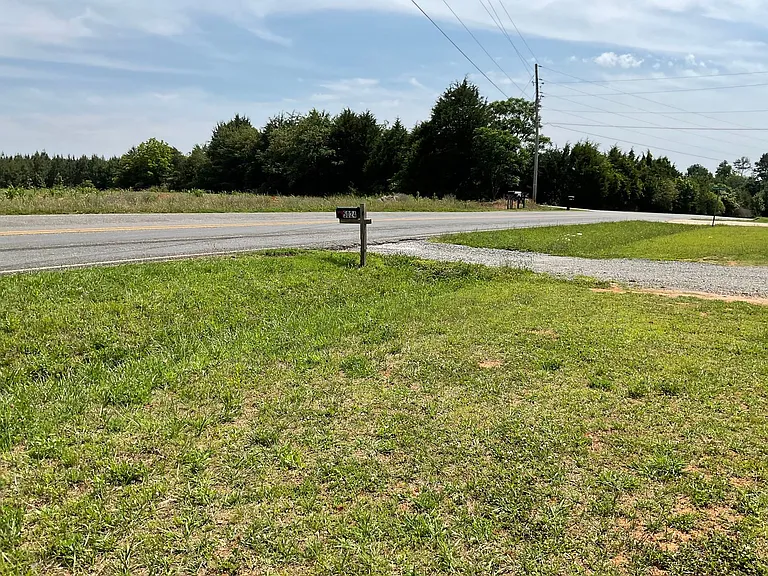 5024 Flay Rd — Photo 3