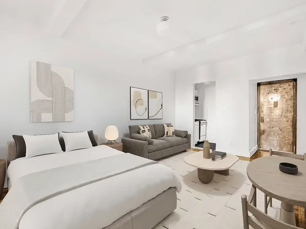 24 Fifth Avenue image 6 of 18