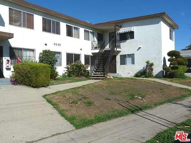 1st image of 3225 W 36th St