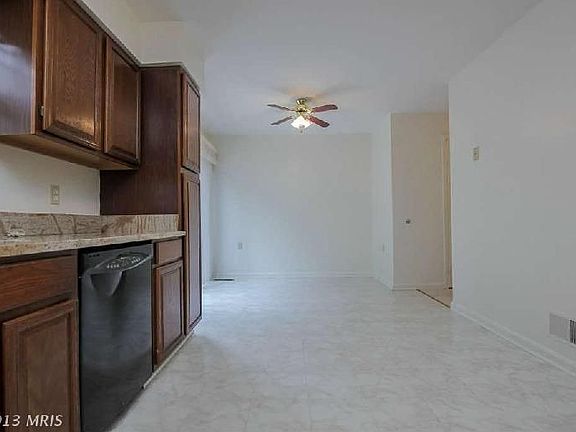 5th image of 11363 Cromwell Ct