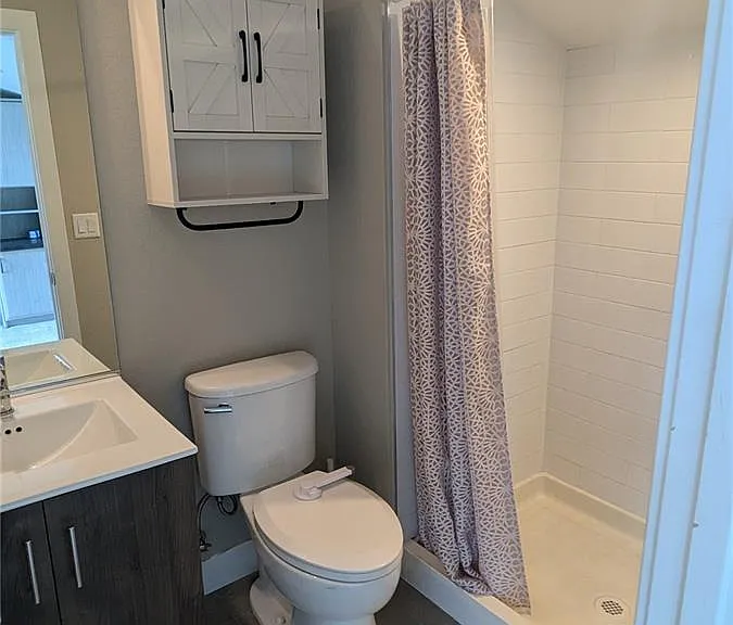 2736 Decatur St — Photo 18