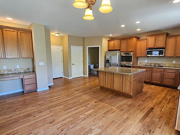 4th image of 13955 E 107th Ave