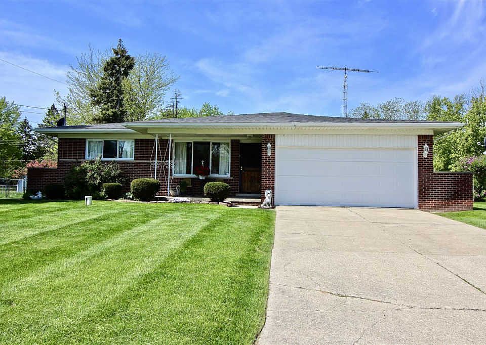 1st image of 4436 Saint Martins Dr