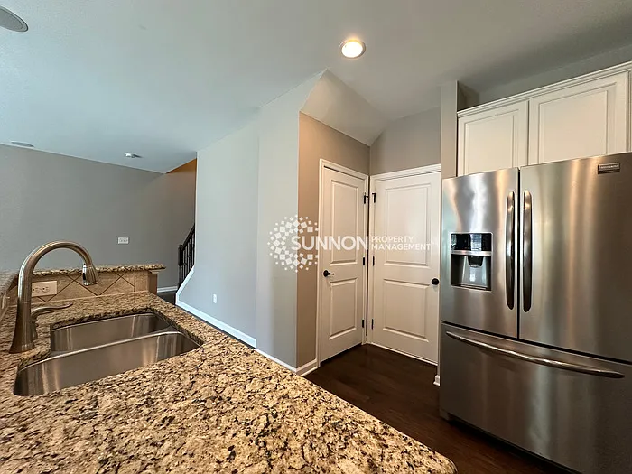 2442 Alyssa Ln — Photo 4
