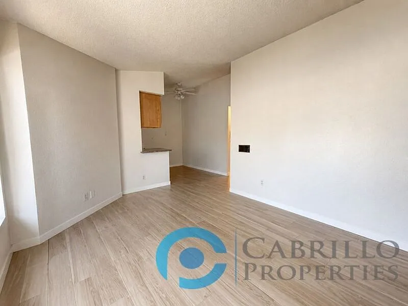 Building Photo - 4158 Utah St #6