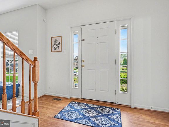 2nd image of 520 Windy Way