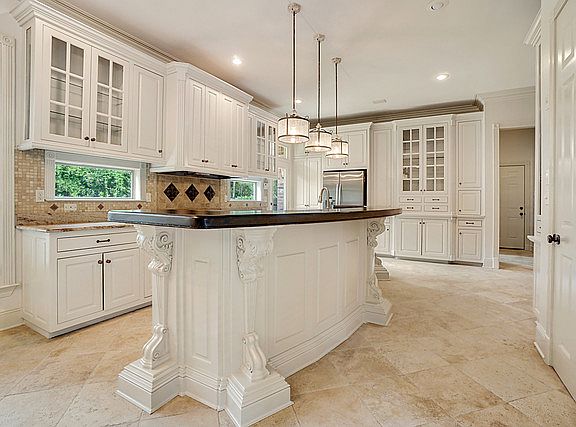 5th image of 322 Twin River Dr