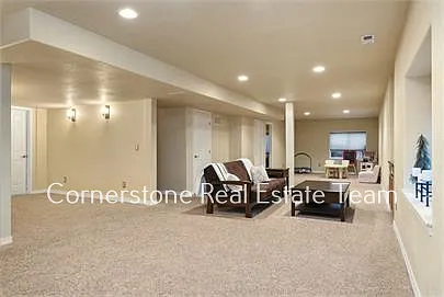 355 Paisley Dr — Photo 22