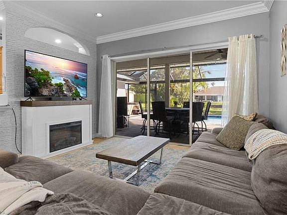 3rd image of 10581 Landau LN
