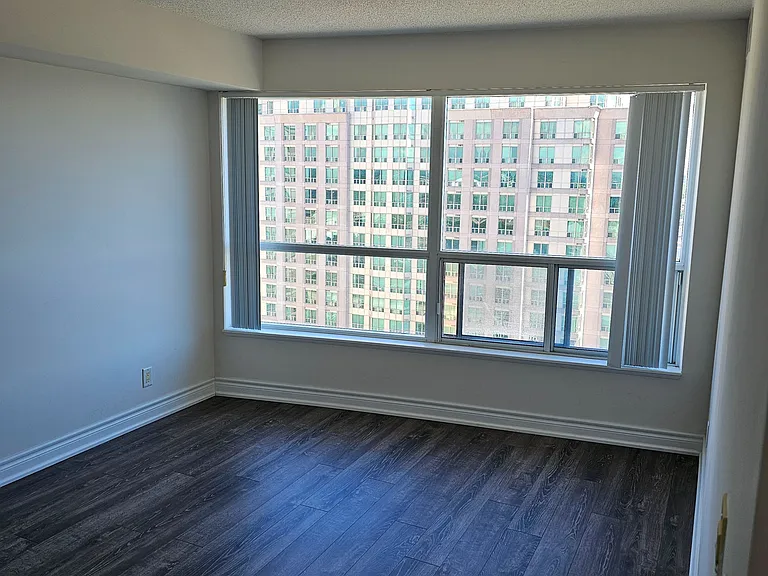 38 Lee Centre Dr #2107 — Photo 9