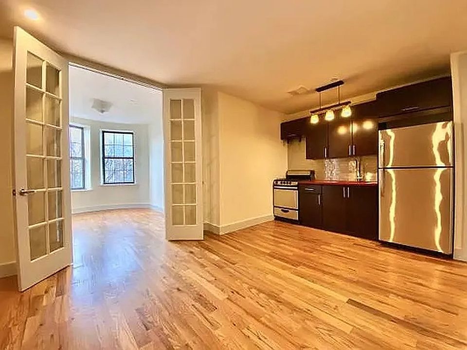 1st image of 461 Park Pl APT 3lf