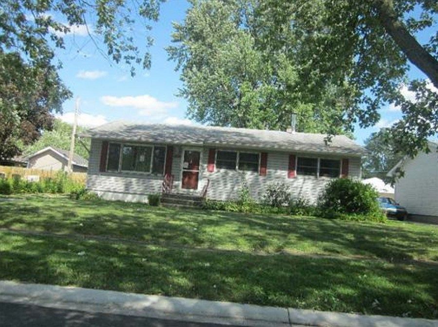 1st image of 6661 Monroe Ct