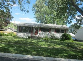 6661 Monroe Ct, Merrillville, IN 46410