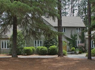 205 S Highland Rd, Southern Pines, NC 28387